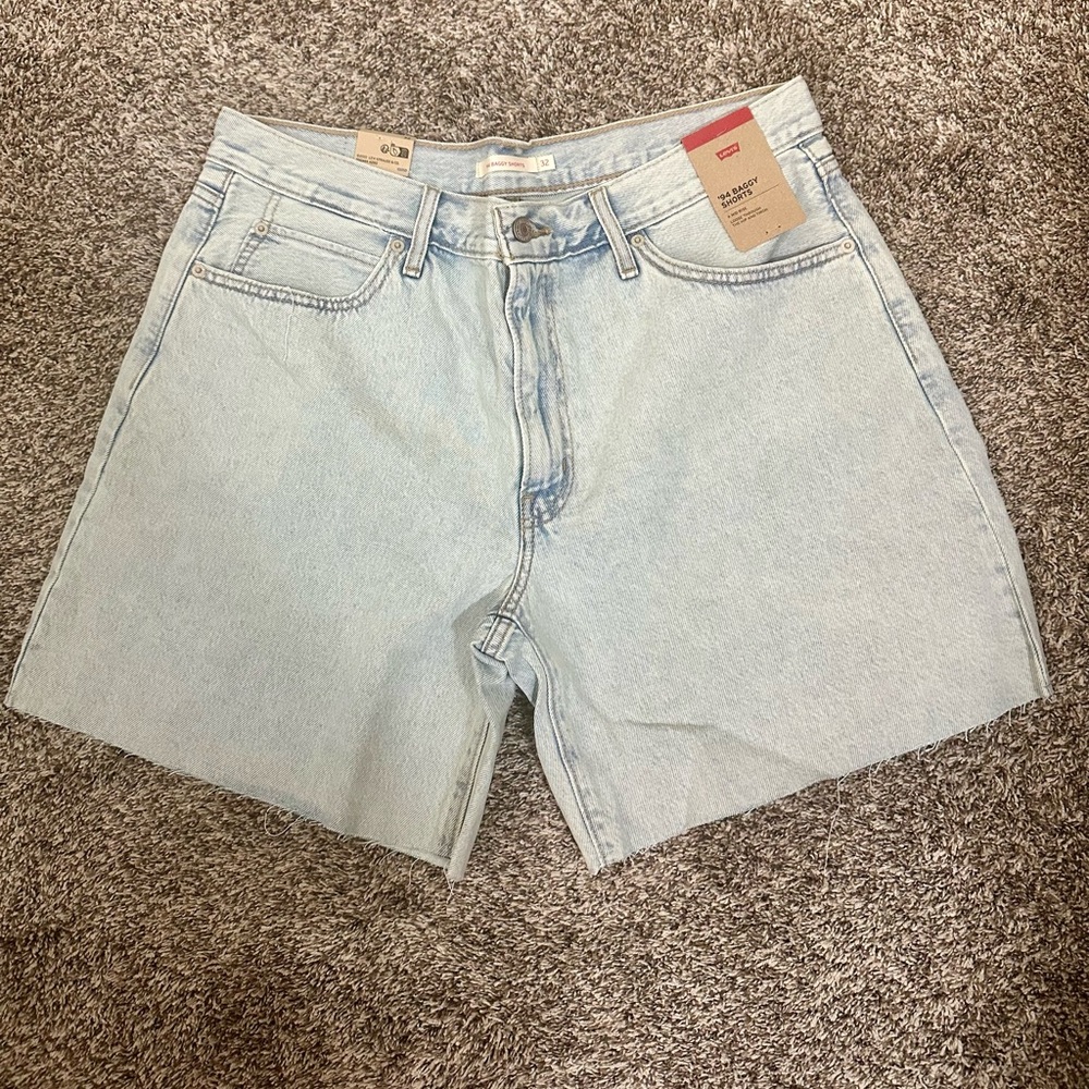 94 BAGGY SHORTS LEVIS